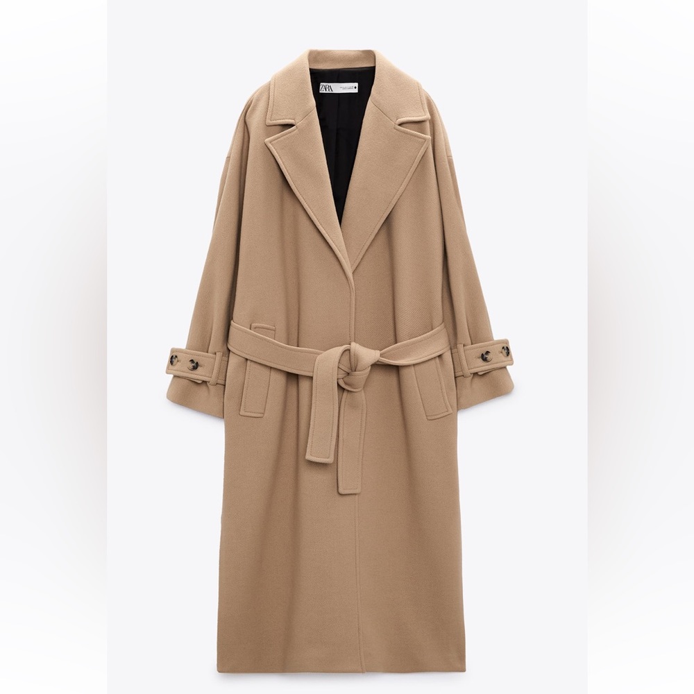 Camel Wool Coat with Belt and pockets. XS.